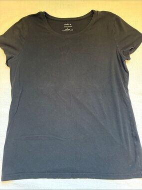 Banana Republic Black Short Sleeve Crewneck Tee